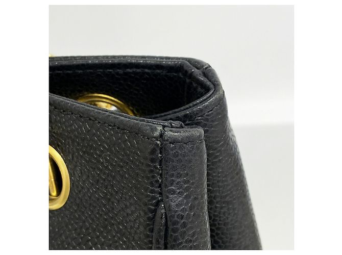 Chanel Triple Coco Schultertasche aus Kaviarleder Schwarz - Ansicht 7