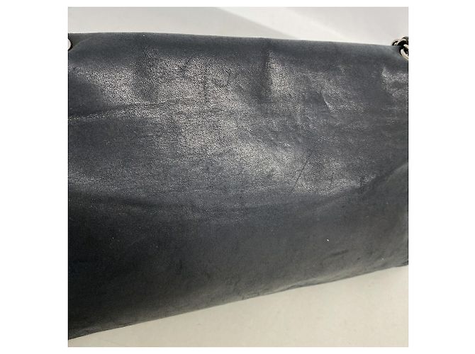 Bolsa de ombro Chanel em couro preto - vista 11