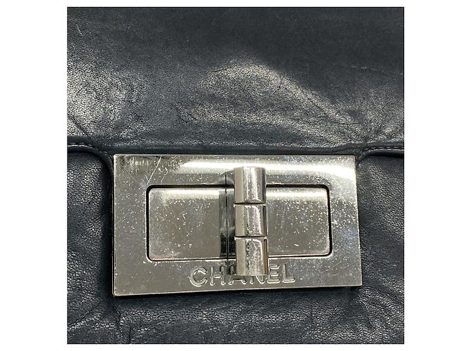 Bolsa de ombro Chanel em couro preto - vista 12