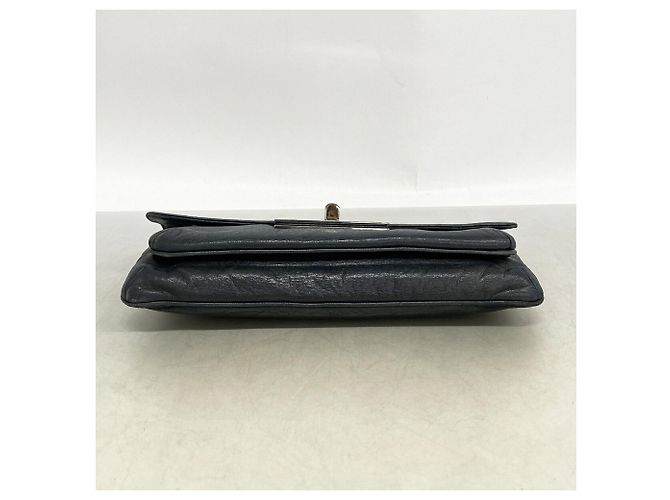 Bolsa de ombro Chanel em couro preto - vista 3