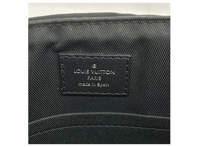 Borsa a tracolla Louis Vuitton Monogram Eclipse District PM Nero - vista 5