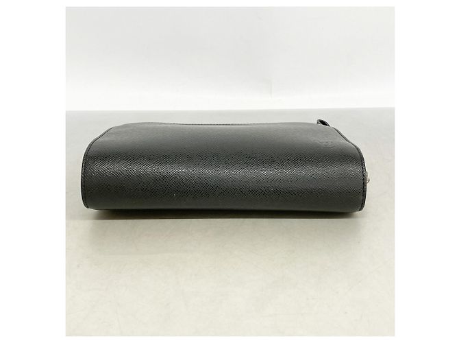 Pochette Louis Vuitton Taiga Baikal Gris - vue 3