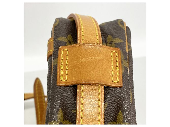 Borsa a spalla Louis Vuitton Monogram Jeune Fille PM Marrone - vista 10
