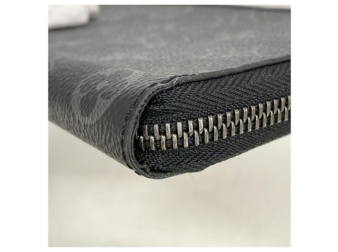 Carteira Zippy Louis Vuitton Monogram Eclipse Preto - vista 5