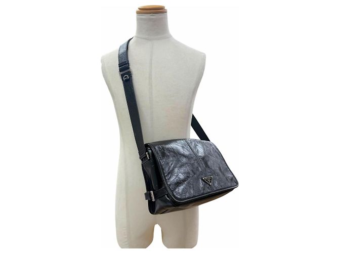 Sac à épaule Prada 2VD073 en cuir Softlook avec logo triangle Noir - vue 2