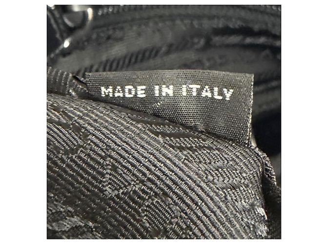 Bolsa Tiracolo Prada em Nylon Reciclado com Logotipo Triangular Preto - vista 11