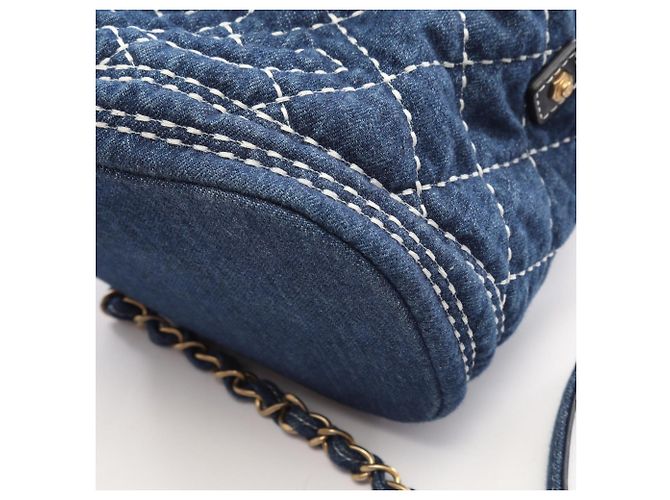 Borsa Vanity Chanel in Denim Blu navy - vista 9