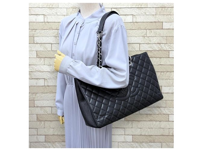 Borsa Chanel GST Tote XL Matelassé Nero - vista 2