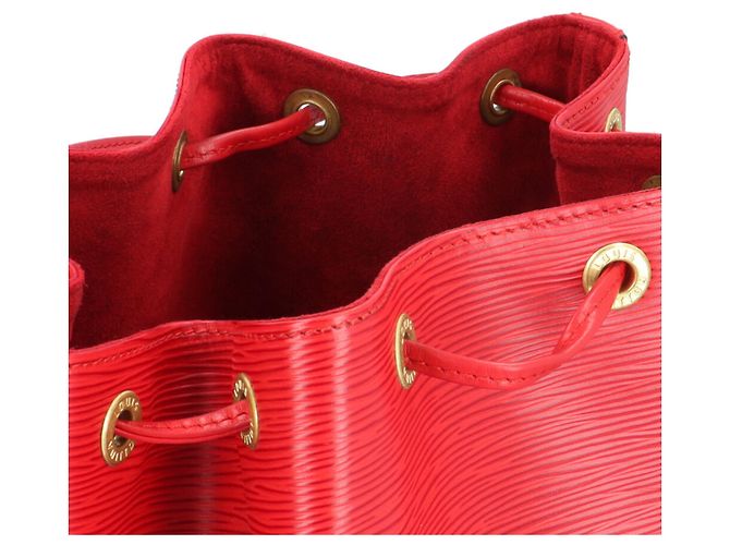 Noe Borsa a tracolla Louis Vuitton Petit Noé Epi Rosso Multicolore - vista 7