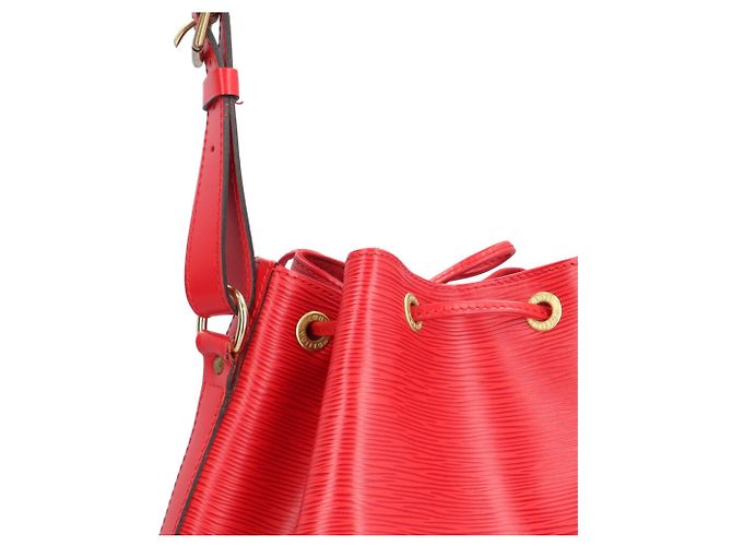 Noe Borsa a tracolla Louis Vuitton Petit Noé Epi Rosso Multicolore - vista 9