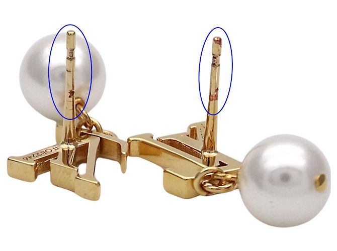 Louis Vuitton Gold Plated Pearl Stud Earrings Golden - view 6