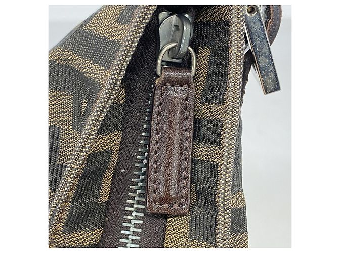 Borsa a tracolla Fendi Zucca in nylon e canvas Marrone - vista 11