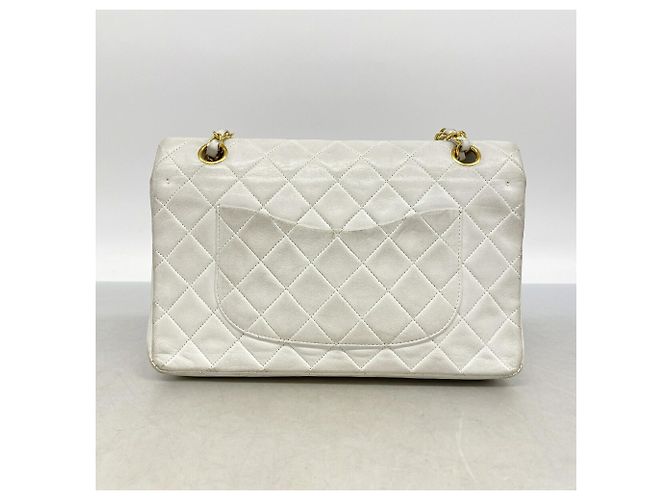 Bolsa de Ombro Chanel Matelassé Branco - vista 12