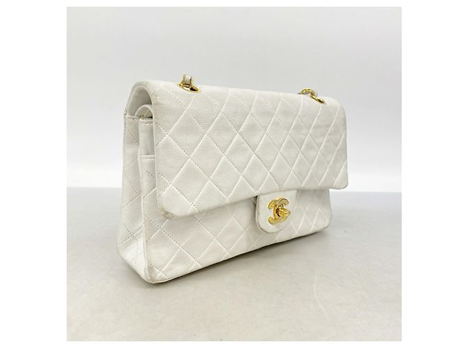 Bolsa de Ombro Chanel Matelassé Branco - vista 2