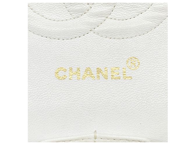 Bolsa de Ombro Chanel Matelassé Branco - vista 5