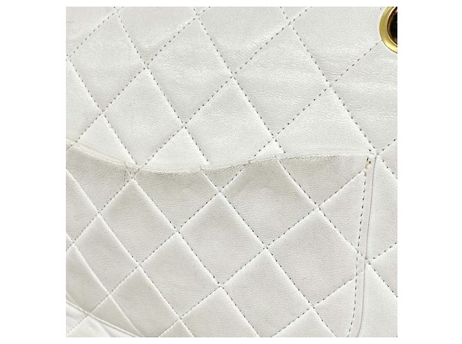 Bolsa de Ombro Chanel Matelassé Branco - vista 9