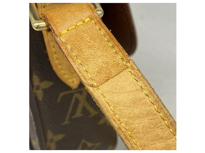 Borsa a tracolla Louis Vuitton Monogram Saint Cloud GM Marrone - vista 9
