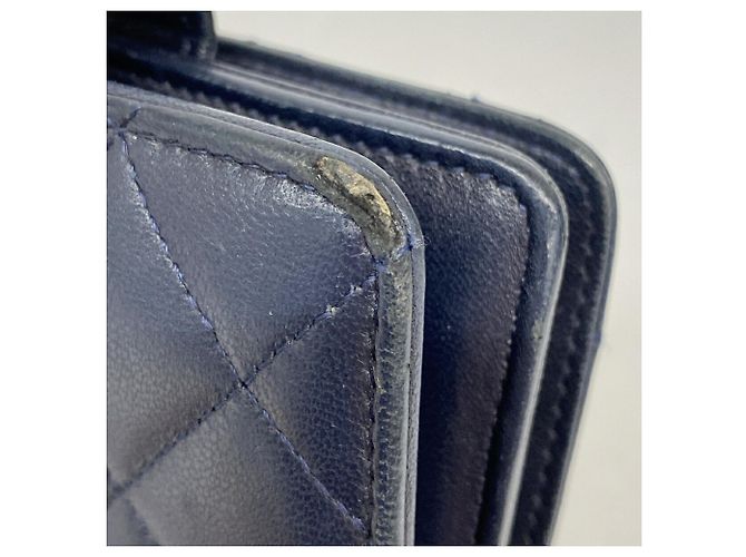 Portafoglio Chanel Matelassé in pelle di agnello blu navy - vista 5