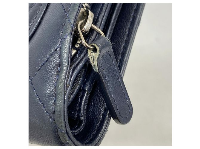 Portafoglio Chanel Matelassé in pelle di agnello blu navy - vista 7