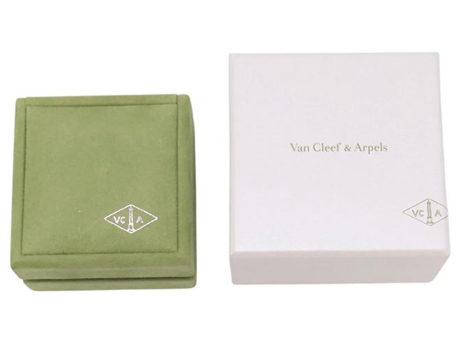 Orecchini Van Cleef & Arpels Lucky Spring Plum Blossom - vista 10