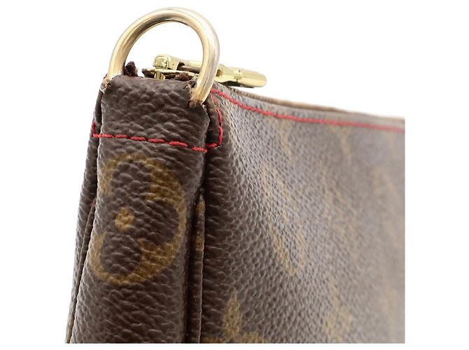 Borsa Louis Vuitton Monogram Cherry Pochette Accessoires Marrone Monogramma - vista 7