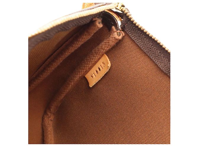 Borsa Louis Vuitton Monogram Cherry Pochette Accessoires Marrone Monogramma - vista 9