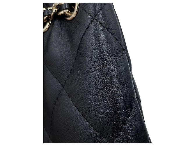 Chanel Matelassé Rucksack Schwarz - Ansicht 7
