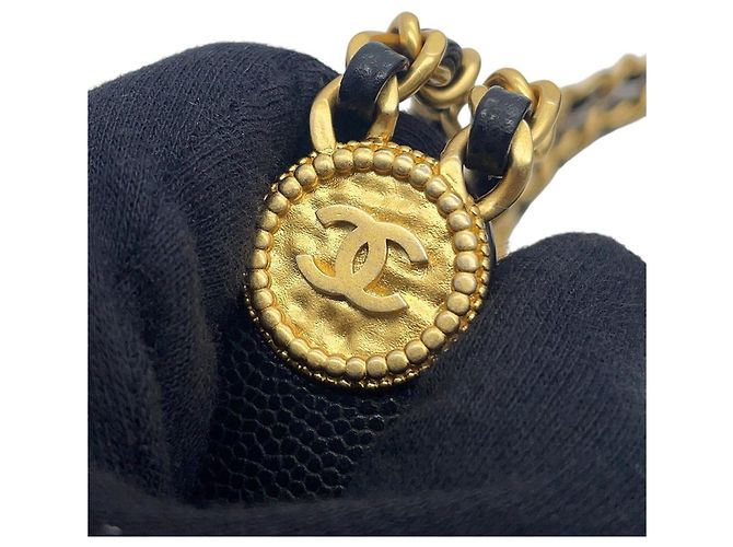Borsa a tracolla Chanel Matelassé Nera Nero - vista 13