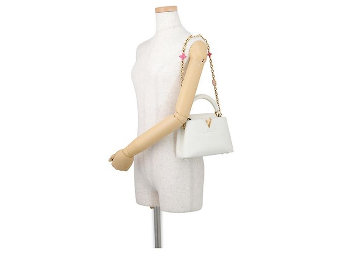 Borsa Louis Vuitton Capucines MINI Bianco - vista 5