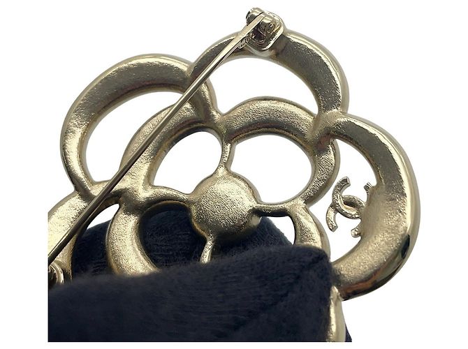 Spilla Chanel Camelia con strass D'oro - vista 6