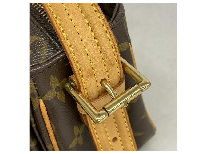 Borsa a tracolla Louis Vuitton Monogram Vivacite MM Marrone - vista 9
