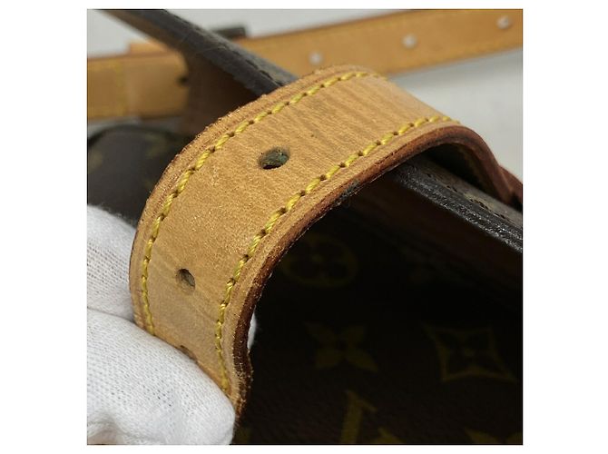 Bolsa de Ombro Louis Vuitton Monogram Chantilly GM Marrom - vista 8