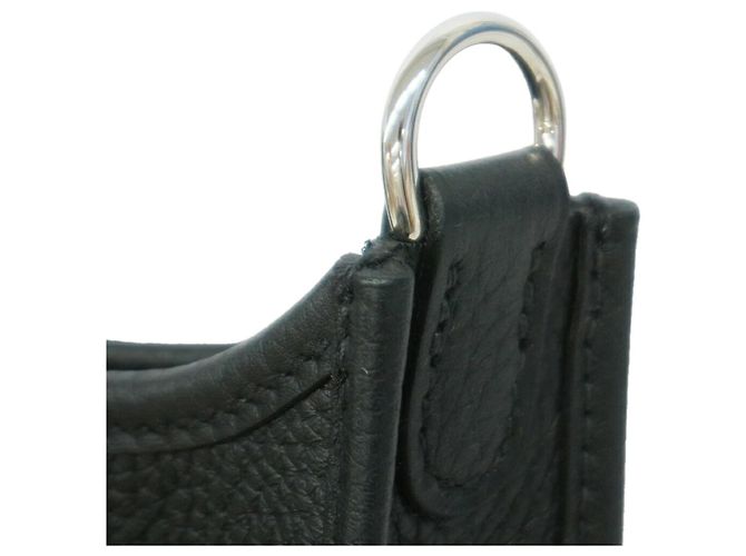 Hermès Hermes Evelyne TPM Shoulder Bag Black - view 6