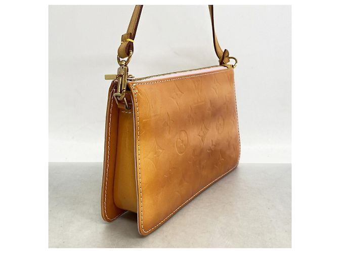 Bolso Louis Vuitton Vernis Lexington en Rose Castaño - vista 2