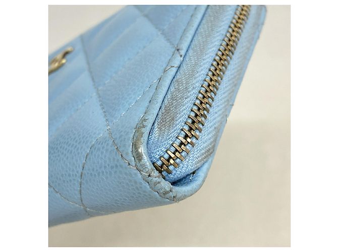 Monedero Chanel de piel de becerro granulada azul claro - vista 5
