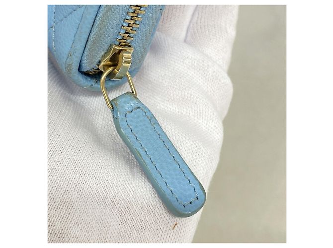 Monedero Chanel de piel de becerro granulada azul claro - vista 8