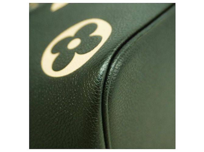 Néonoé Borsa Louis Vuitton Monogram Empreinte Bicolor NeoNoe MM Nero Beige - vista 6