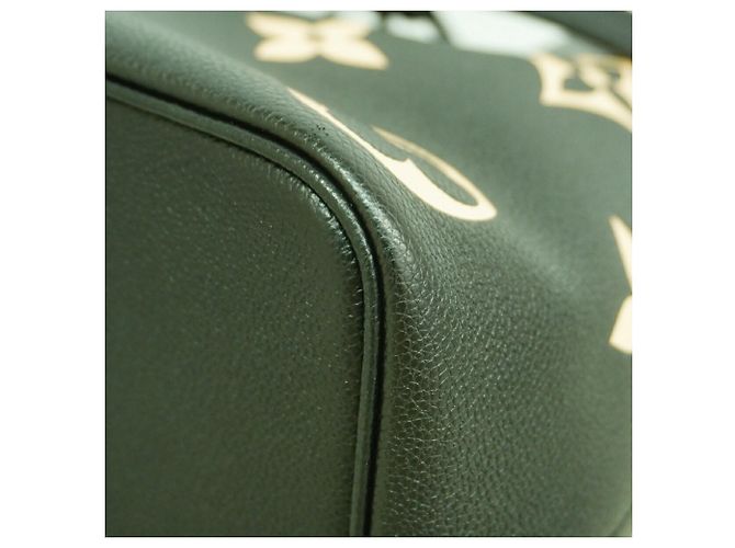 Néonoé Borsa Louis Vuitton Monogram Empreinte Bicolor NeoNoe MM Nero Beige - vista 7