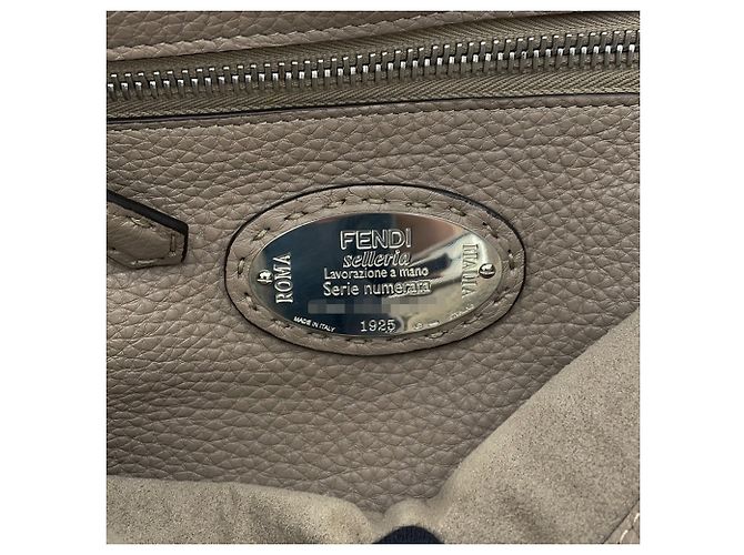 Borsa a mano in pelle Fendi Selleria Peekaboo - vista 17