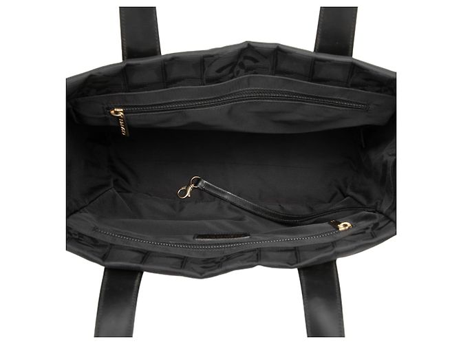 Bolso Tote Chanel Black New Travel Line Nylon Negro - vista 4
