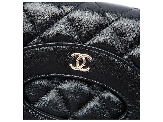 Chanel Clutch 31 in vitello lucido stropicciato nero con catena - vista 5