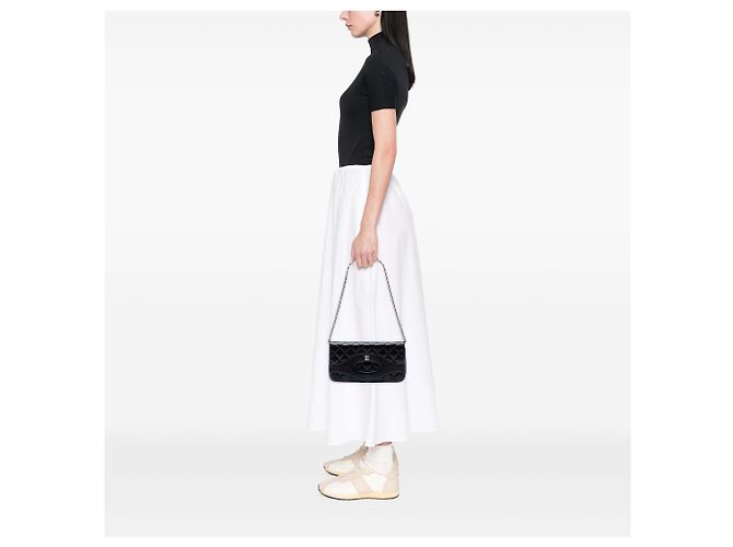 Chanel Clutch 31 in vitello lucido stropicciato nero con catena - vista 6
