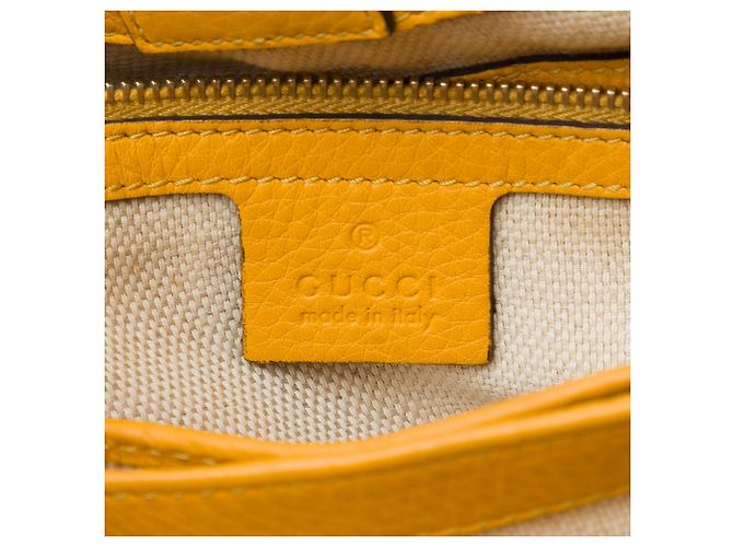 Borsa a mano Gucci Diana con manico in bambù in tela GG beige - vista 5