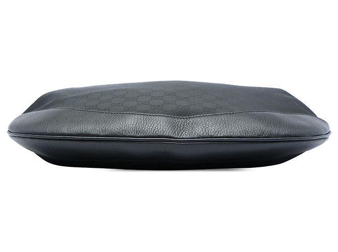 Borsa a tracolla Gucci in nylon GG nero - vista 3