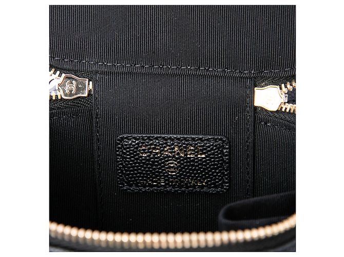 Mini Vanity Case Chanel Nero Matelassé in Pelle Caviar con Perle e Catena - vista 5