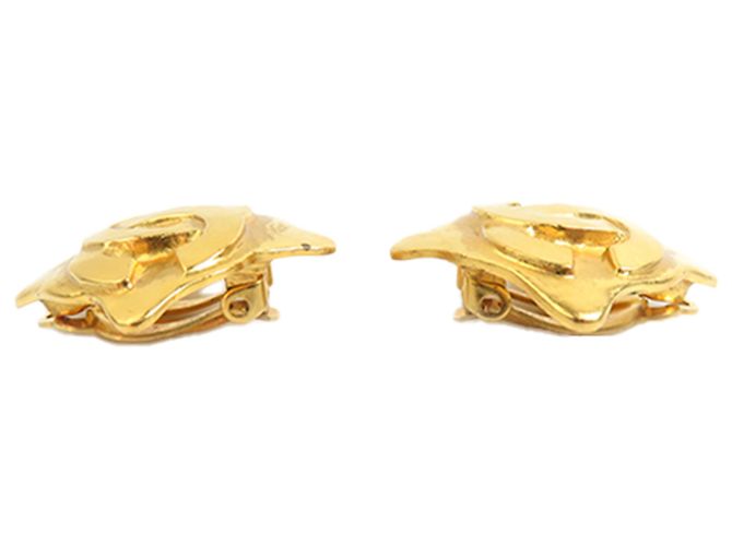 Boucles d'oreilles clips Chanel Gold CC plaquées or motif rhombus - vue 8
