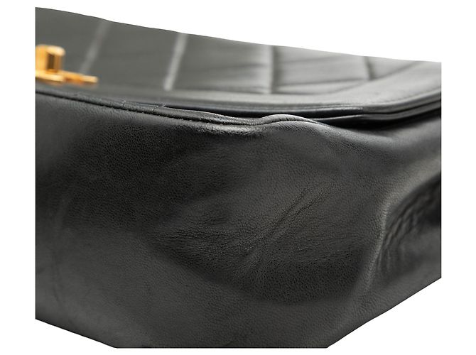 Chanel Black Small Lambskin Diana Flap Nero - vista 7