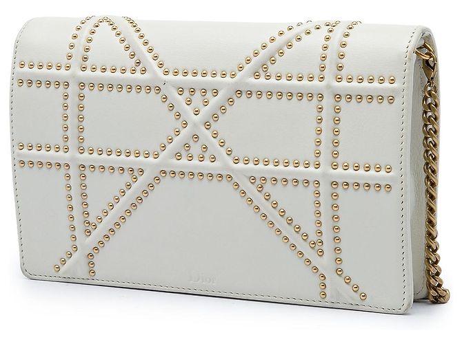 Portafoglio Diorama con catena in vitello borchiato bianco Dior Bianco sporco - vista 2