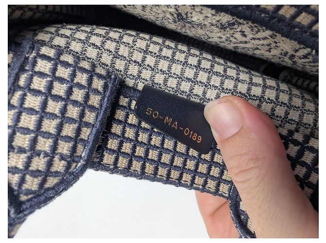 Christian Dior Book Tote La Mort Vertical Tela Navy Beige - vista 12