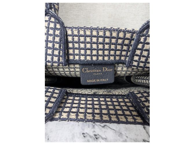 Christian Dior Book Tote La Mort Vertical Tela Navy Beige - vista 6